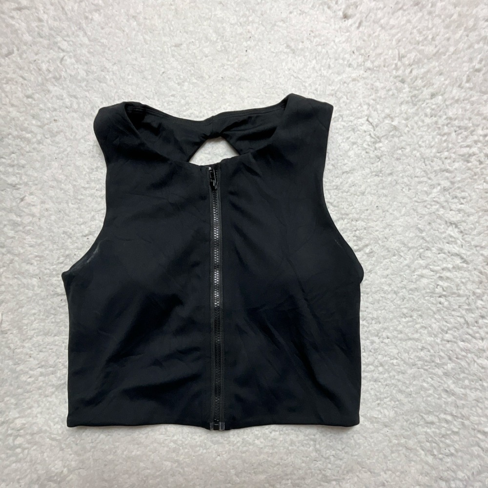 Buffbunny Collection Women's Black Cropped Zip Front Racerback Tank Top Small
